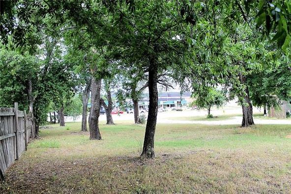 506 SW Big Bend Trl, Glen Rose, TX 76043